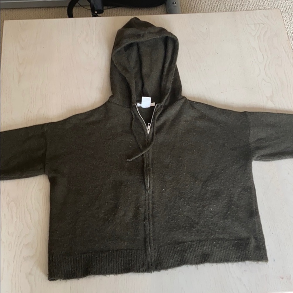 Urban outfitters cropped green zip up sweater